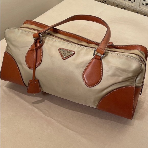 Prada handbag ,Cream and luggage leather  trimming - Picture 7 of 17
